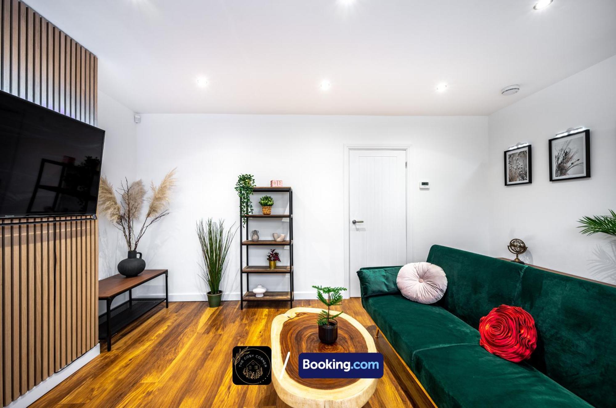 شقة Cosy 3-Bed House, Garden & Free Parking In Stretford مانشستر المظهر الخارجي الصورة