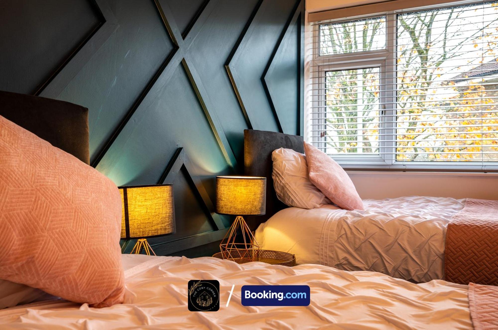 شقة Cosy 3-Bed House, Garden & Free Parking In Stretford مانشستر المظهر الخارجي الصورة